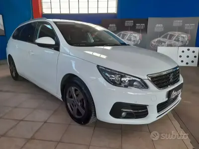 Usata Peugeot 308 GT-line 178 CV (130 kW) 2018 Bianco Station wagon