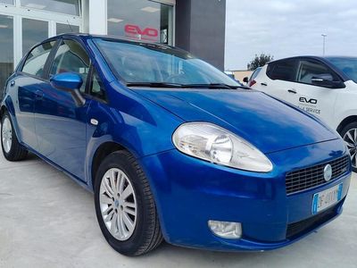 Usata Fiat Grande Punto 90 CV (66 kW) 2006 Blu Utilitaria