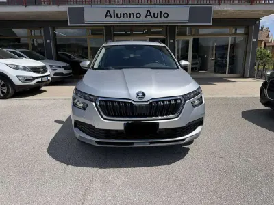 Usata Skoda Kamiq Ambition 90 CV (66 kW) 2021 Argento SUV