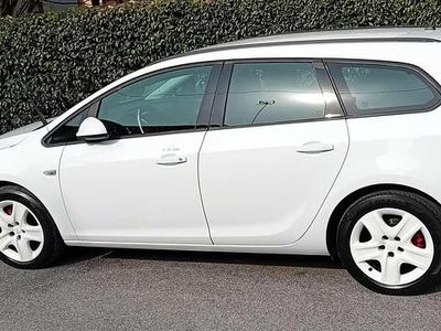 Käytetty Opel Astra 110 HP (80 kW) 2011 Farmari