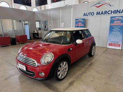 Usata Mini Cooper D 111 CV (81 kW) 2014 Rosso Utilitaria