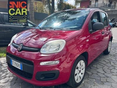 Usata Fiat Panda Easy 69 CV (50 kW) 2014 Rosso Utilitaria