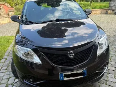 Usata Lancia Ypsilon