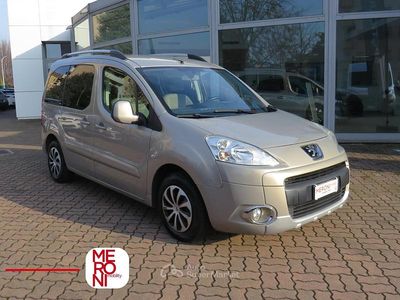 Usata Peugeot TePee Premium 90 CV (66 kW) 2009 Beige Monovolume