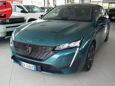 Usado Peugeot 308 Allure 131 CV (96 kW) 2022 Verde Familiar