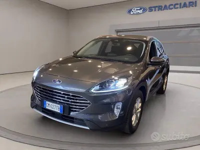 Usata Ford Kuga Titanium X 150 CV (110 kW) 2023 Grigio metallizzato SUV
