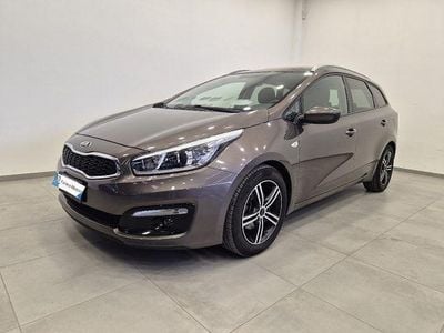 Usata Kia Ceed 101 CV (74 kW) 2016 Bronzo Utilitaria