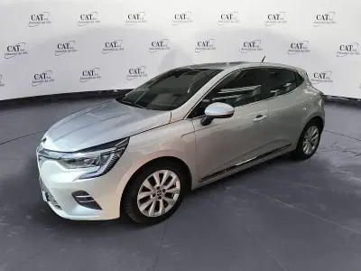 Usata Renault Clio V Techno 101 CV (74 kW) 2022 Argento Berlina