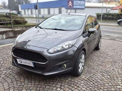 Usata Ford Fiesta Active 120 CV (88 kW) 2016 Grigio Utilitaria