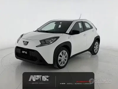 Usata Toyota Aygo X Lounge 72 CV (52 kW) 2022 Other SUV