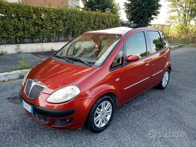 Usata Lancia Musa 2006 Rosso Monovolume