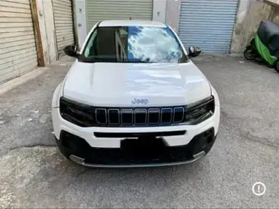 Begagnad Jeep Avenger
