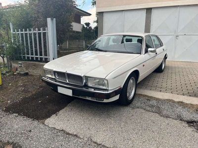 usata Jaguar XJ6 XJ64.0 Daimler cat.