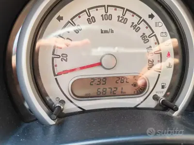 Usata Opel Agila 65 CV (47 kW) 2009 Utilitaria