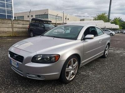 Usata Volvo C70 Momentum 220 CV (161 kW) 2006 Grigio Cabrio