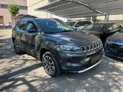 Usata Jeep Compass Limited 131 CV (96 kW) 2022 Grigio SUV