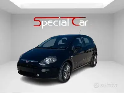 Usata Fiat Punto Emotion 85 CV (62 kW) 2012 Nero Utilitaria