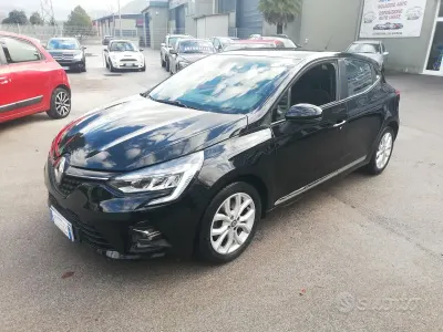 Usata Renault Clio IV Intens 86 CV (63 kW) 2019 Nero Berlina