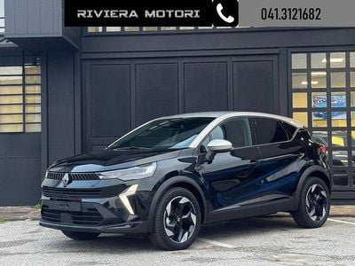 Nuova Renault Captur Techno 101 CV (74 kW) 2025 Grigio scuro SUV