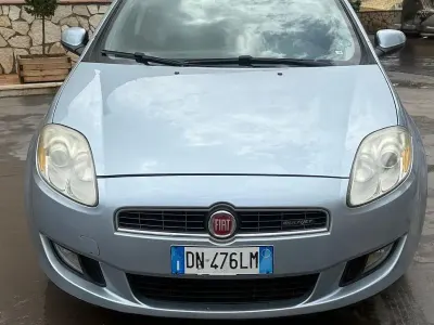 Usata Fiat Bravo Emotion 120 CV (88 kW) 2008 Bluazzurro Utilitaria