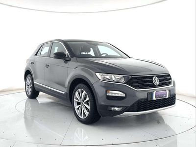 Usata VW T-Roc Style 150 CV (110 kW) 2021 Grigio e tetto nero SUV