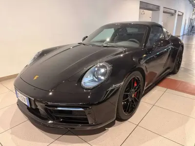 Usata Porsche 992 480 CV (353 kW) 2023 Nero Cabrio