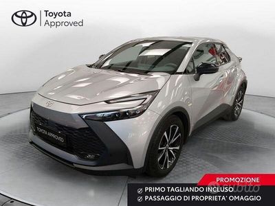 Usata Toyota C-HR Trend 140 CV (102 kW) 2024 Grigio SUV