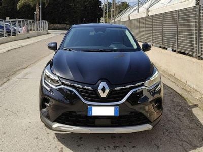 Usata Renault Captur Intens 100 CV (73 kW) 2022 Nero SUV