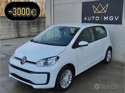 Usata VW up! Move 65 CV (47 kW) 2022 Bianco Utilitaria