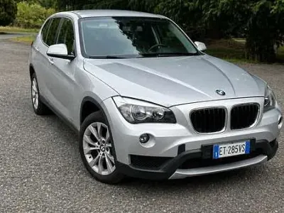 Begagnad BMW X1 Sport Line 143 HK (105 kW) 2014 SUV