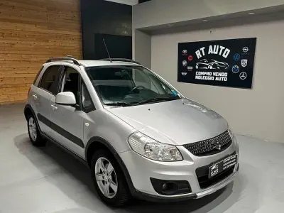 Usata Suzuki SX4 GL 112 CV (82 kW) 2011 Grigio chiaro SUV
