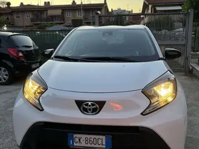 Usata Toyota Aygo X Active 72 CV (52 kW) 2022 SUV