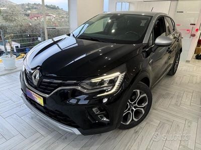 Usata Renault Captur 115 CV (84 kW) 2021 Nero SUV