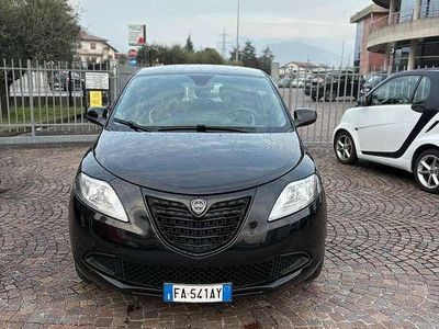 Usata Lancia Ypsilon Platinum 69 CV (50 kW) 2015 Utilitaria