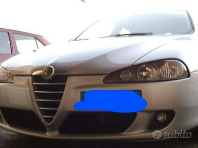 Usata Alfa Romeo 147 115 CV (84 kW) 2005 Grigio Utilitaria