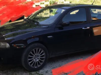 Usata Alfa Romeo 147 105 CV (77 kW) 2009 Utilitaria
