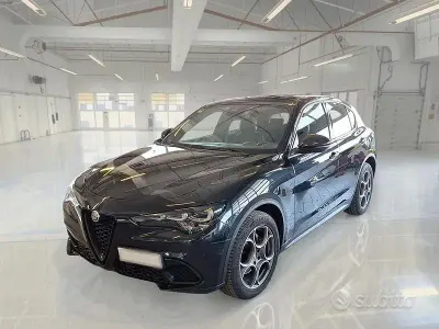 Usata Alfa Romeo Stelvio Sprint 209 CV (153 kW) 2023 Grigio SUV