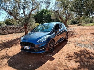 Blu Usata 2019 Ford Fiesta ST-Line Berlina | 11.990 €