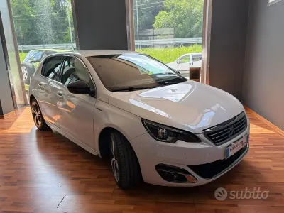 Usata Peugeot 308 GT-line 120 CV (88 kW) 2016 Bianco Berlina