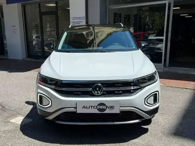 Usata VW T-Roc Style 150 CV (110 kW) 2023 Pure white tetto nero SUV
