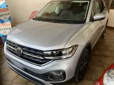 Usata VW T-Cross Advance 116 CV (85 kW) 2019 Argento SUV