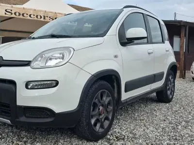 Usata Fiat Panda 4x4 95 CV (69 kW) 2019 Bianco Utilitaria