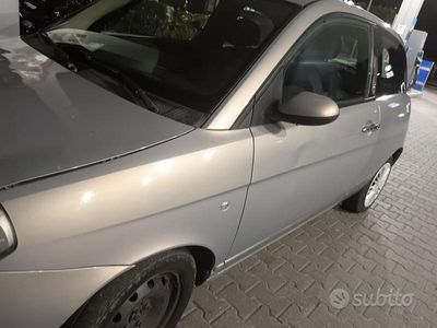 Usata Lancia Ypsilon 2007 Utilitaria