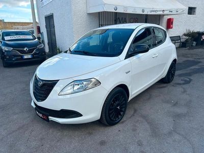 usata Lancia Ypsilon 1.3 CV 95 Elefantino