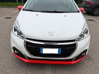Usata Peugeot 208 83 CV (61 kW) 2019 Bianco Utilitaria