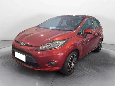 Usata Ford Fiesta 82 CV (60 kW) 2010 Rosso Utilitaria