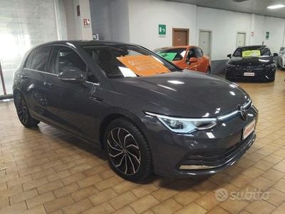 Usata VW Golf VII Style 150 CV (110 kW) 2021 Dolphin grey / metallizzato Utilitaria