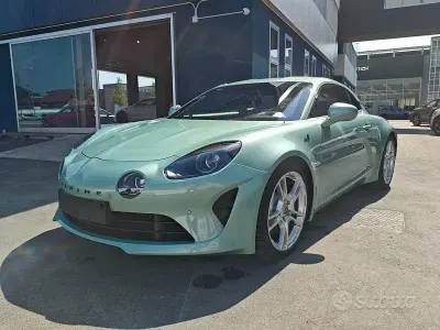 Nuova Alpine A110 2026 Verde Coupé