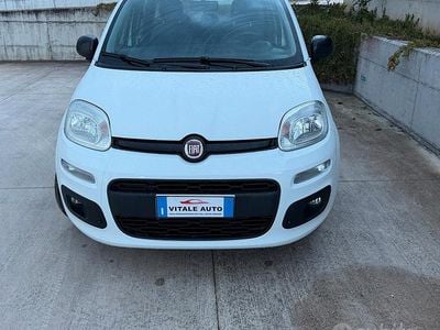 Usata Fiat Panda Lounge 70 CV (51 kW) 2020 Bianco Utilitaria