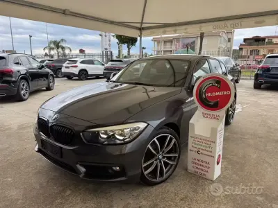 Usata BMW 116 Sport Line 116 CV (85 kW) 2016 Grigio Utilitaria